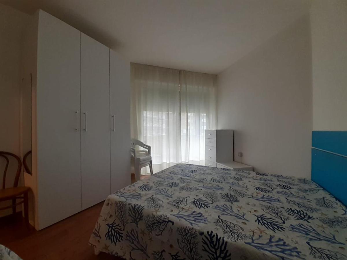 Residence Natante - Walterigato Apartments Solo Per Famiglie Lido di Jesolo Luaran gambar